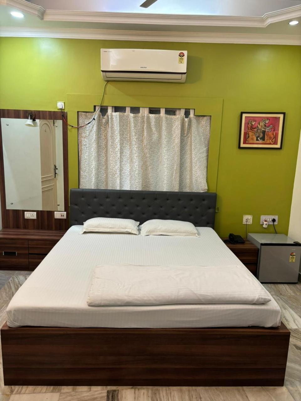 Om Sai Villa Guesthouse Καλκούτα Εξωτερικό φωτογραφία