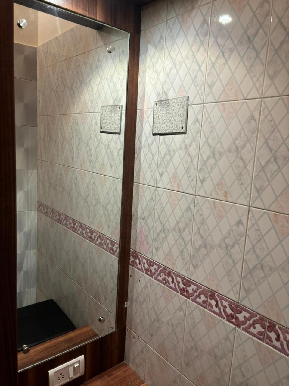 Om Sai Villa Guesthouse Καλκούτα Εξωτερικό φωτογραφία