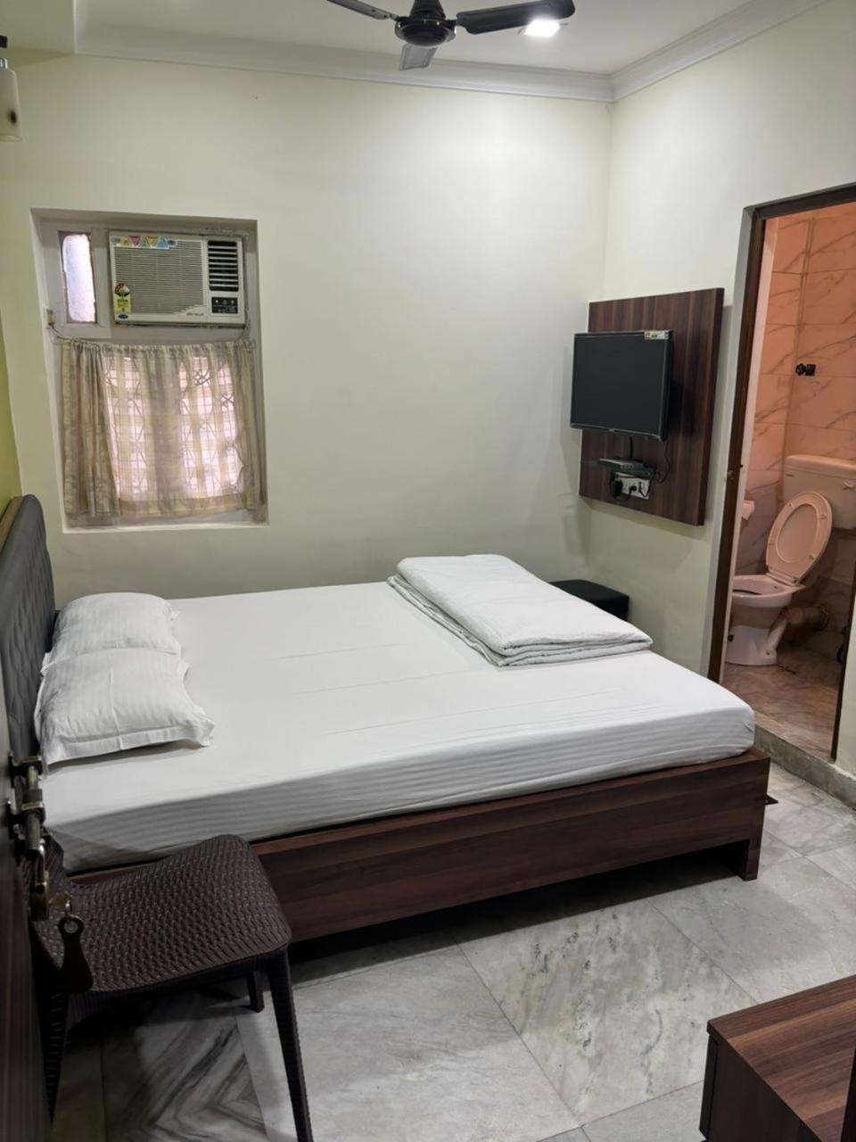 Om Sai Villa Guesthouse Καλκούτα Εξωτερικό φωτογραφία