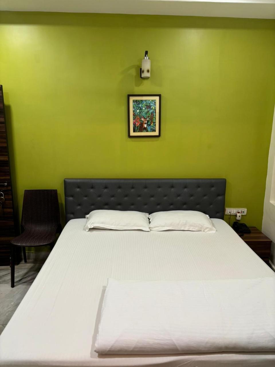 Om Sai Villa Guesthouse Καλκούτα Εξωτερικό φωτογραφία