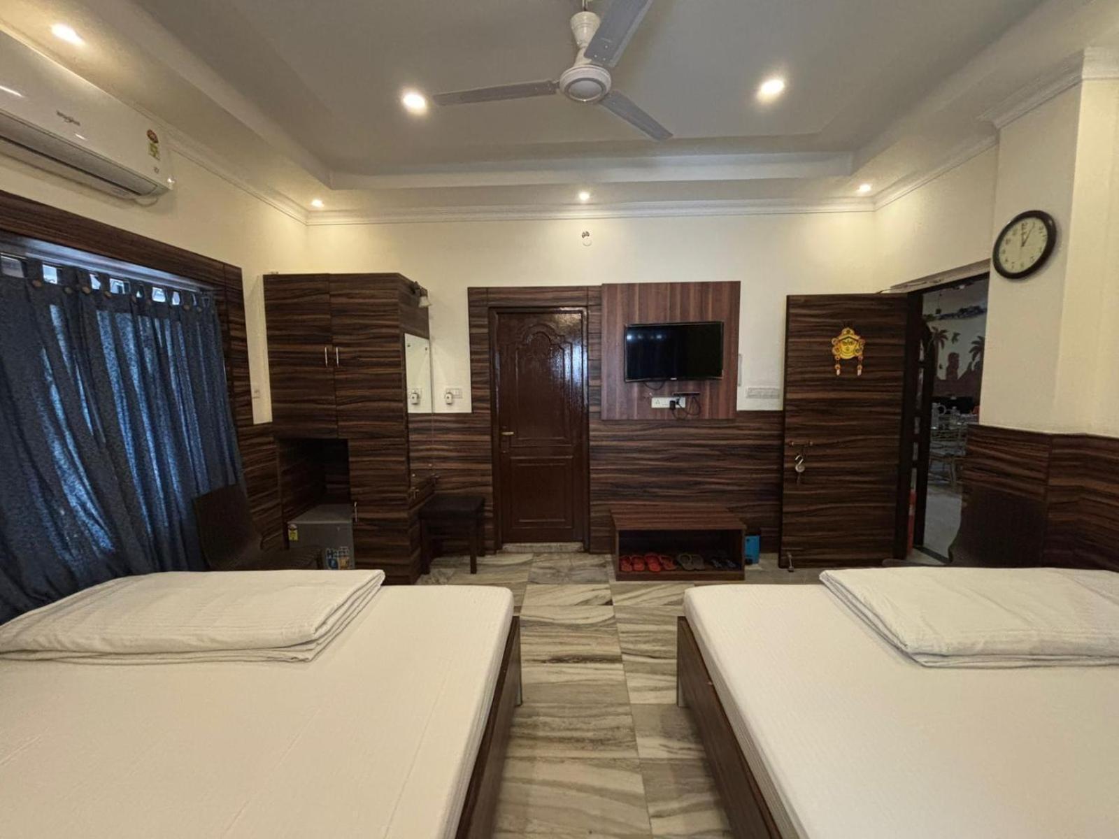 Om Sai Villa Guesthouse Καλκούτα Εξωτερικό φωτογραφία
